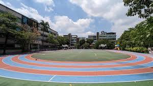 2026国际足联世界杯 王楚钦坐在乒乓球台